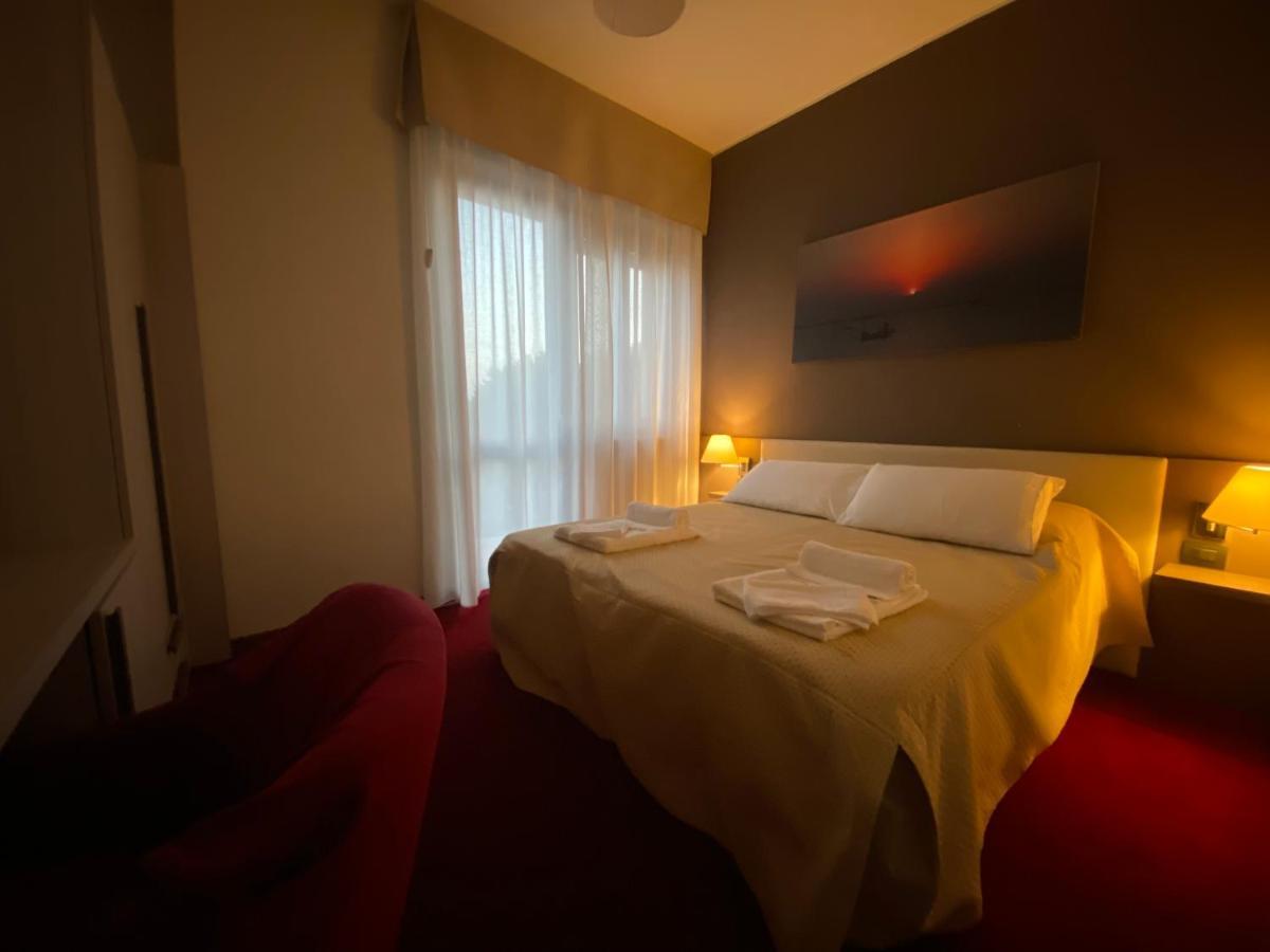 Hotel Lido Bollengo Extérieur photo